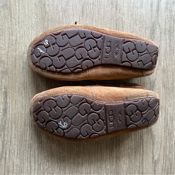 Ugg Australia woman’s brown loafers slip on slippers shops - Picture 12 of 12